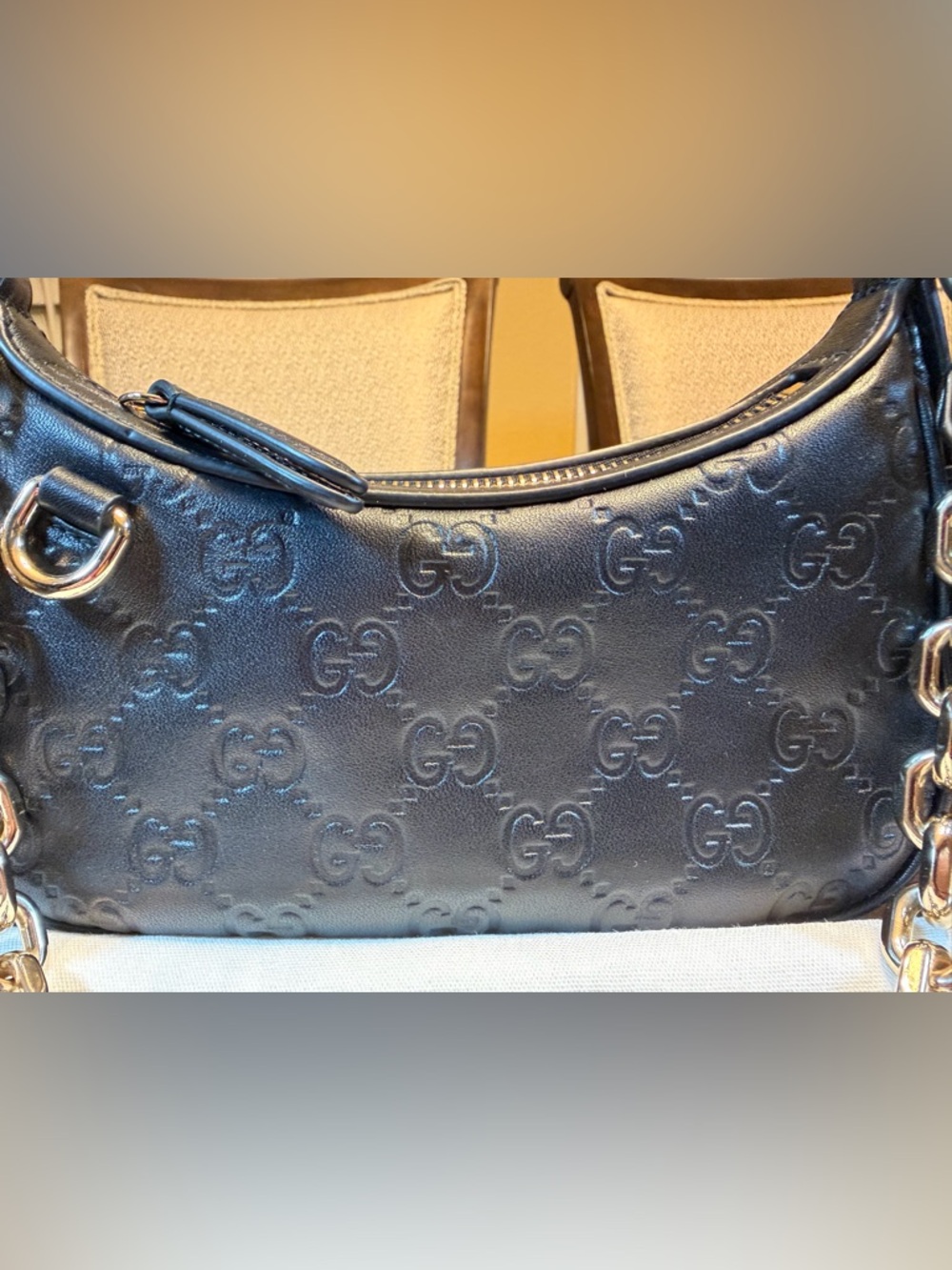 New Authentic Gucci GG Logo Embossed Leather Shoulder Bag Black - Picture 6 of 15